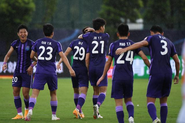 欧冠-马内穆勒进球 悍腰双响 拜仁4-2胜提前出线